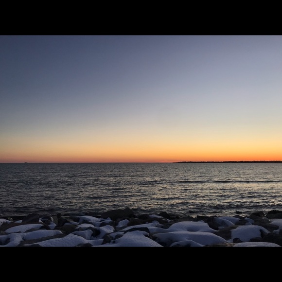 Meet your Posher, Sarah - Picture 1 of 1